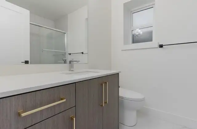 1-Bedroom Basement Suite (with In-Suite Washer/Dryer) in Long Term Rentals in Delta/Surrey/Langley - Image 3