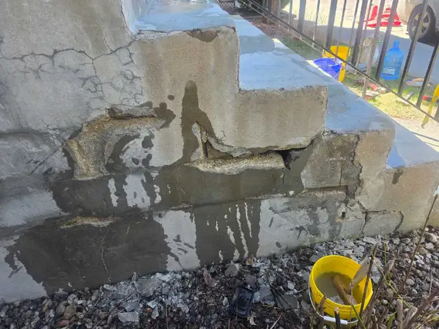 Ottawa Concrete crack repairs! (Garage, parging, window wells, in Brick, Masonry & Concrete in Ottawa - Image 10