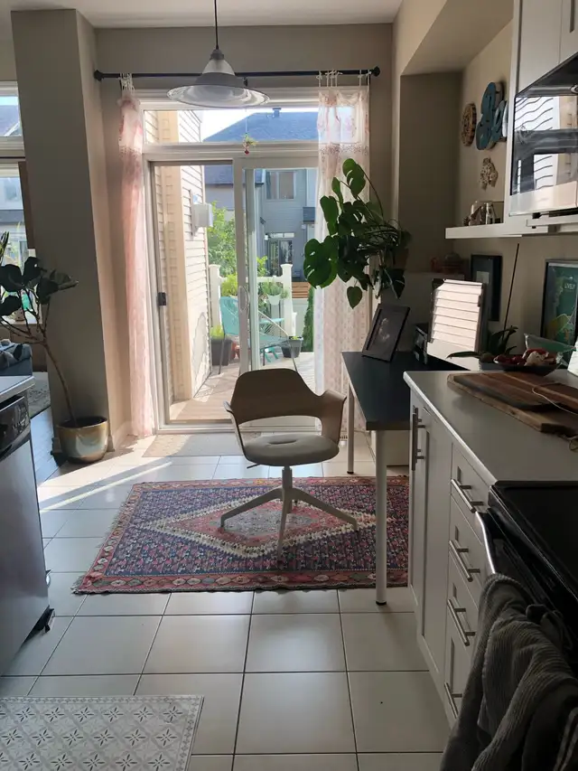 Rooms for rent with private bath in Short Term Rentals in Ottawa - Image 4