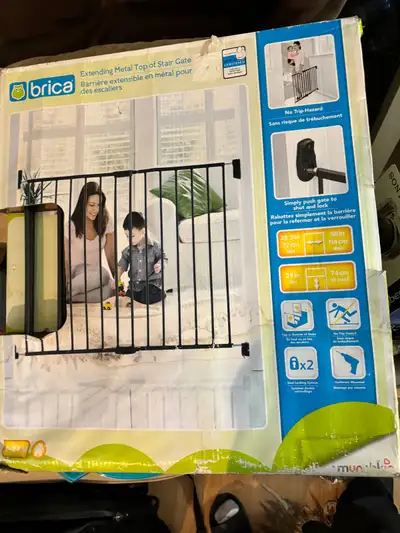 Brica Extending metal top of stair gate Note ( box damaged) New in sealed box Asking for $60 OBO
