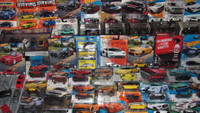 HOT WHEELS 2023 PREMIUM LOT TRUENO C63 COUNTACH