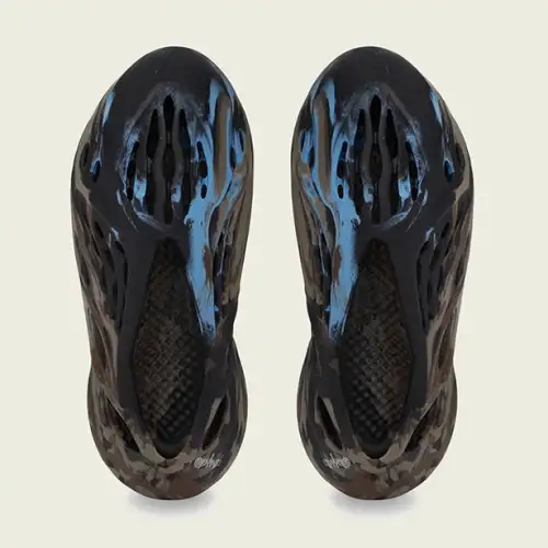 YEEZY FOAM RNR RUNNER MX CINDER sz 12 New Confirmed Adidas in Men's Shoes in Markham / York Region - Image 5