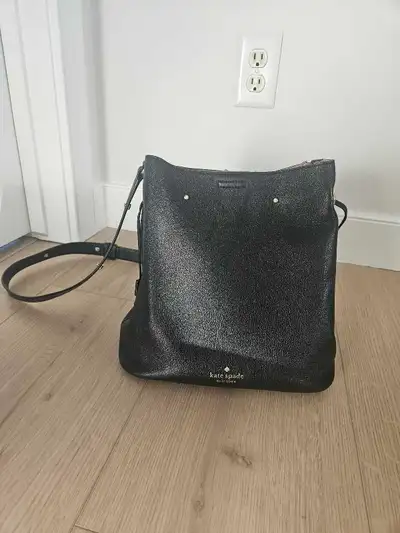 Kate Spade purse, View more