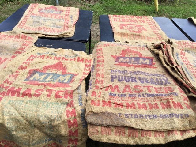 27 Burlap Bags $100 For All in Arts & Collectibles in Trenton