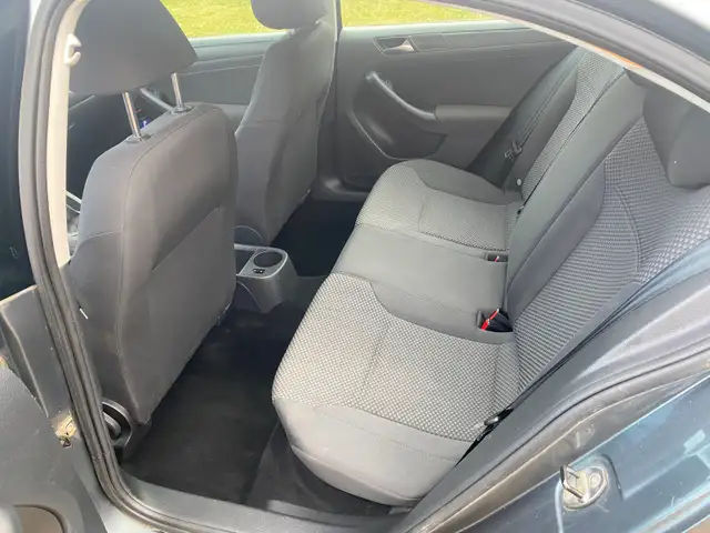 2011 Volkswagen Jetta604579865759600647