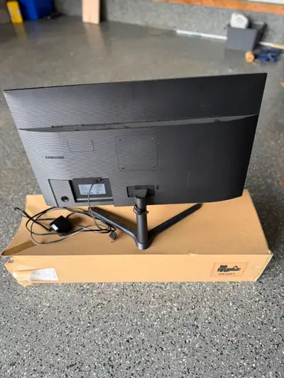 COMPUTER SCREEN, View more