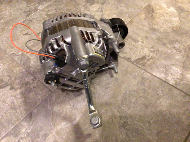 Pontiac G8 GXP alternator for LS engine conversion. in Engine & Engine Parts in Winnipeg - Image 2