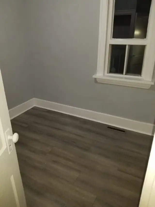 2 Bedroom house in Old St Vital in Long Term Rentals in Winnipeg - Image 7