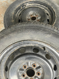 195/65/15 TOYO Winter tires on 5x100 rims