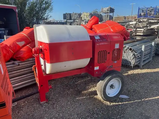 Used Concrete / Mortar Mixers - Gas or Electric in Power Tools in Edmonton - Image 3