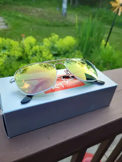 Ray Ban Caravan Sunglasses, View more