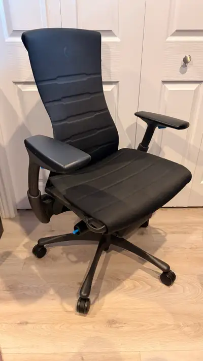 Herman Miller Embody Logitech, View more