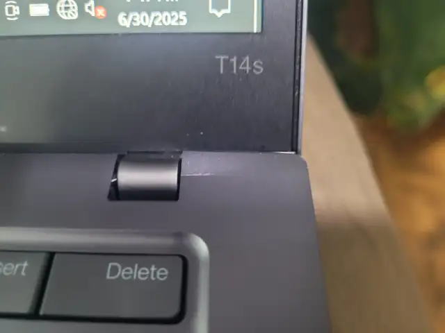 Lenovo ThinkPad T14s – 11th Gen in Laptops in City of Toronto - Image 4