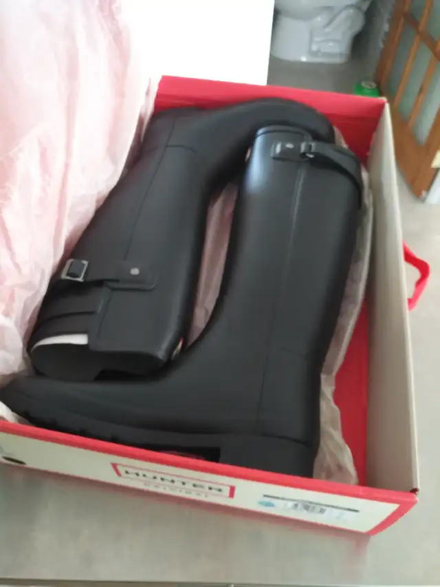 Botte hunter64711645428737120