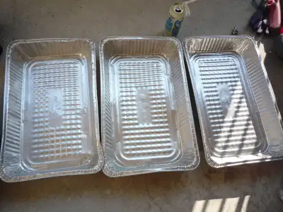 Like new large aluminum baking trays & more items selling 10180, View more