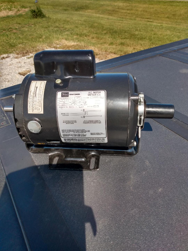 1 HP Electric Motor-Brand New Enclosed in General Electronics in Leamington - Image 2