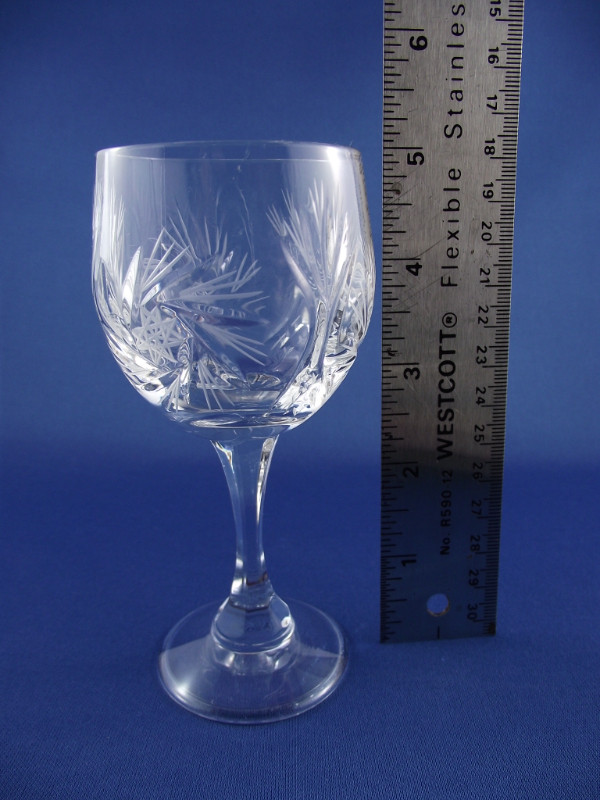 Set of 5 crystal liqueur glasses in Kitchen & Dining Wares in London - Image 2