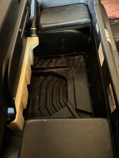 2021 Argo 6x6 600 , 62 hours , 290 km excellent condition , trades welcome lets see what you have ,...