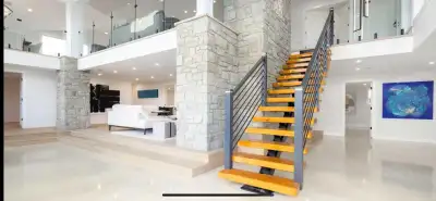Looking to update your interior stair railing? Railings in metal, glass and wood. Want to change doo...