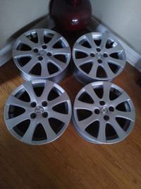 Almost New Condition Mazda 2 OEM 15" Alloy Rims (4)