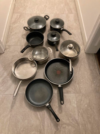 Cooking pots/pans  almost new, complete set