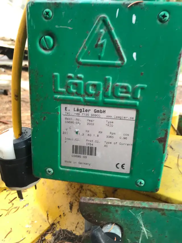 Lagler trio 3 disk Floor Sander in Power Tools in Delta/Surrey/Langley - Image 4