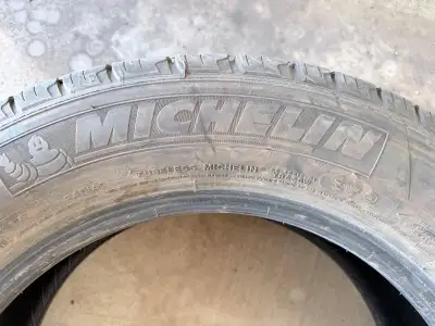 Selling a set of 4 Michelin Latitude Tour HP tires, size 245/60R18. One summer of driving only – app...