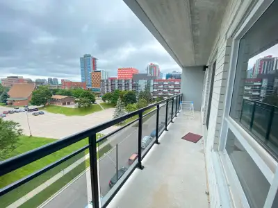 Luxury and Spacious 2 Bedroom Condo with Big Balcony & 1 Parking