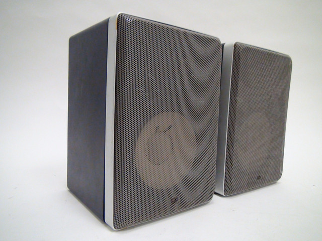 Vintage AIWA speakers and mini Bluetooth amp in Speakers in Markham / York Region - Image 4