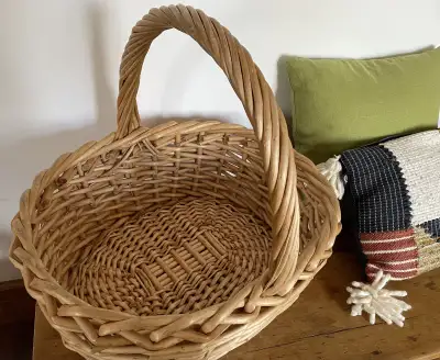 Grand et solide panier en osier, View more