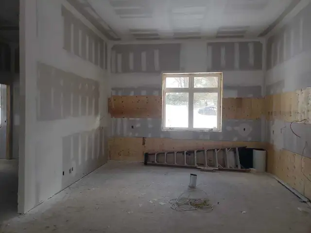 Drywall and Tapping 65561332681603123
