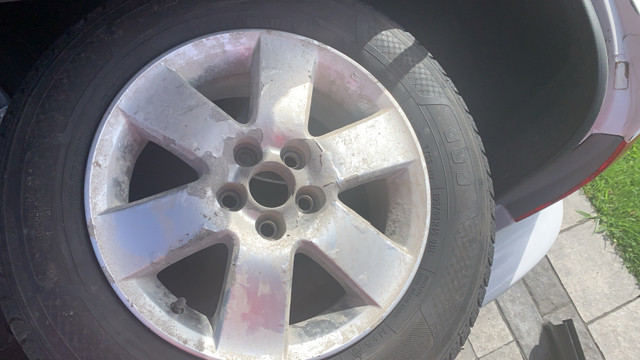 195/65R15 winter tires 90% good condition  in Garage Sales in Markham / York Region - Image 4