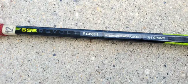 Graf Revolt Hockey Stick in Hockey in Winnipeg - Image 3