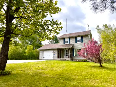 MLS® #: NB112831 This charming three-bedroom, one-and-a-half-bathroom home in Renous, New Brunswick,...