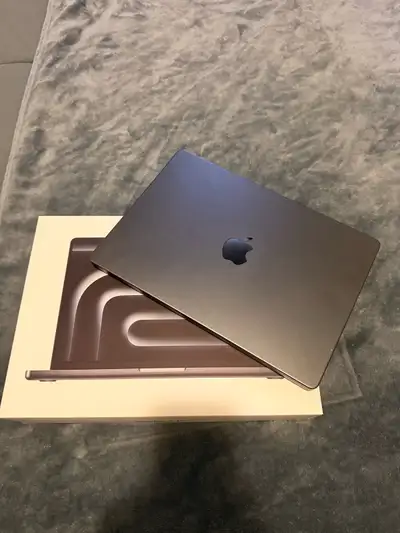 2025 M5 MacBook Pro 14inch, View more