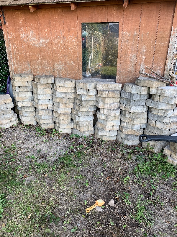Pavers/patio stones Other Peterborough Kijiji