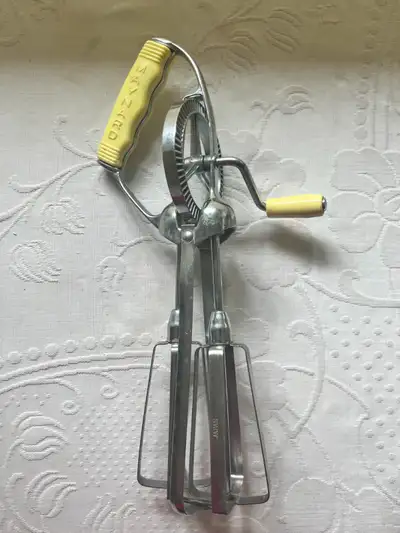 Vintage MAYNARD JAPAN Hand Mixer Beater, Stainless,Yellow Farm, View more