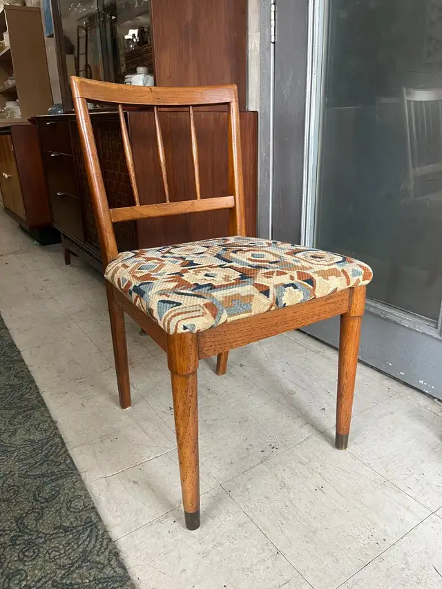Milo Baughman for Drexel Walnut Dining Chair Set in Chairs & Recliners in City of Toronto - Image 2