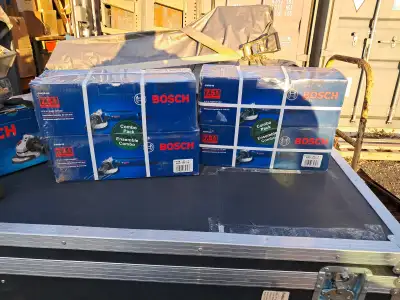 2 New Bosch 7.5 Amp 4.5" Grinders, View more