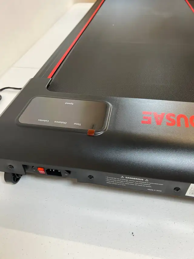 3 in 1 Walking Pad Treadmill 9% Incline in Exercise Equipment in Edmonton - Image 6