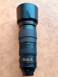 Nikon AF-S NIKKOR 200-500mm f/5.6E ED VR. Lens and Case.