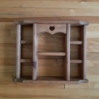 Petite etagère suspendue en bois /Small solid-wood hanging shelf