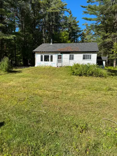 Used 2x6x16cedar excellent shape 50 piece es as eeinew 2x6x16., View more