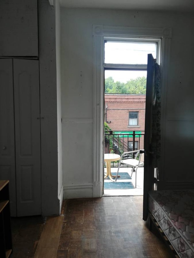 private room metro Frontenac all include — photo 1