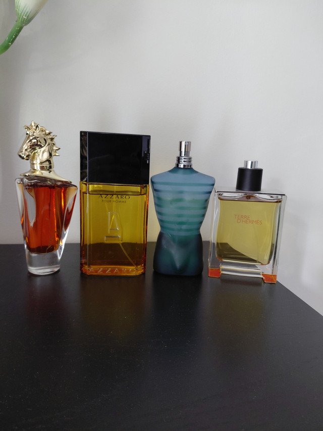 Parfums variés dans Santé et besoins spéciaux  à Ville de Montréal