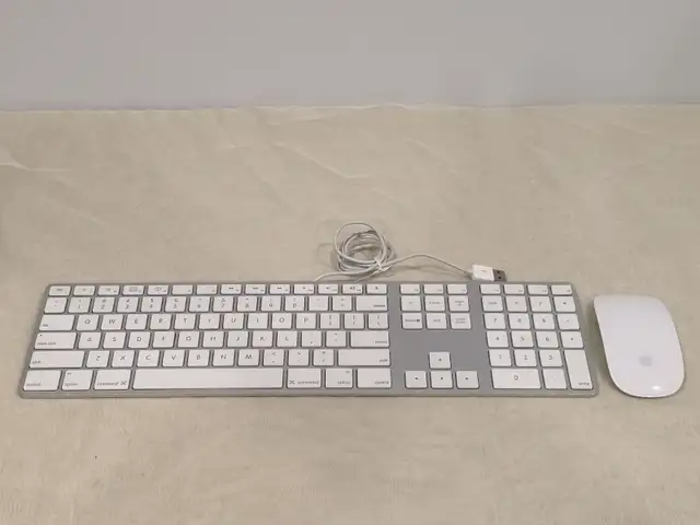 iMac 21.5" Late 2013 - $79063838168108547123