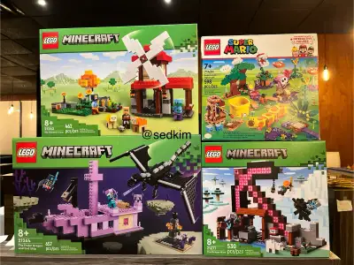 Lego Minecraft Sets, new 71434 Soda Jungle Maker $50 (wear box) 21277 The Pickaxe Mine $60 21262 The...