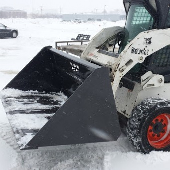 Godet de chargement de neige pour chargeuse compacte (84") dans Autre  à Drummondville - Image 2