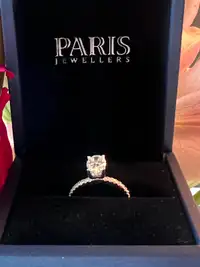 1.00 carat diamond oval cut ring