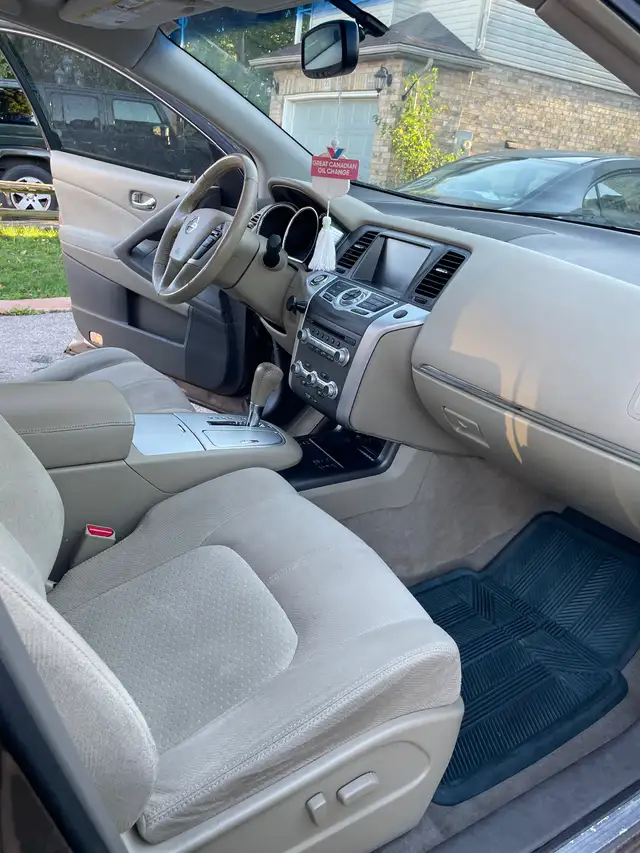 Nissan SUV in Cars & Trucks in Cambridge - Image 8